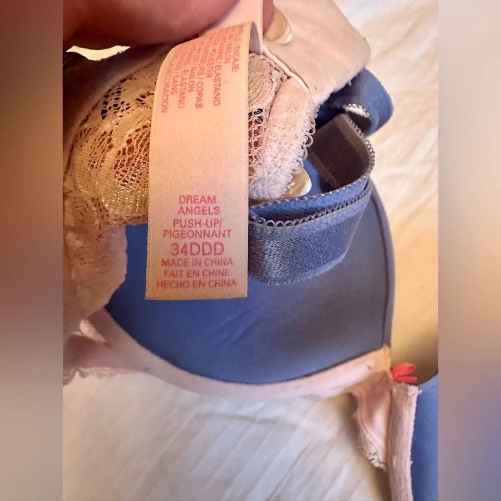 Sexy pink lace and purple Victoria’s Secret bra - Picture 6 of 7